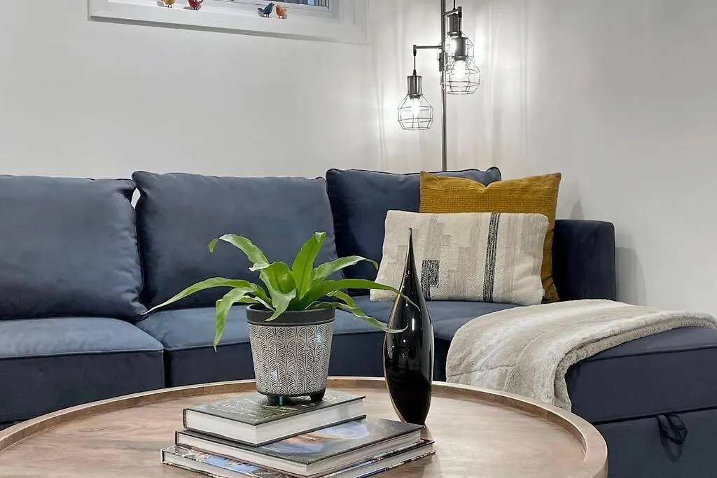 Apartamento Fresh And Modern Guest Suite Toronto Canadá